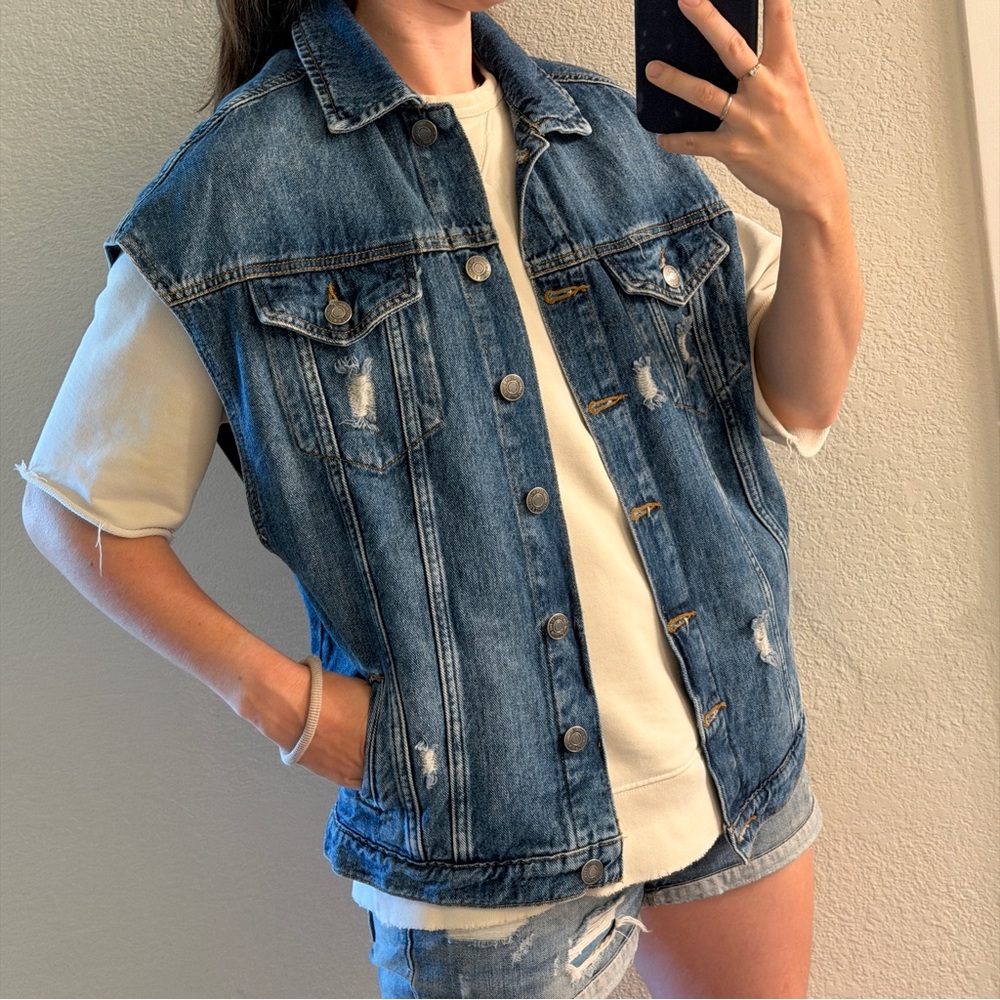 Distressed Sleeveless Denim Jacket Blue